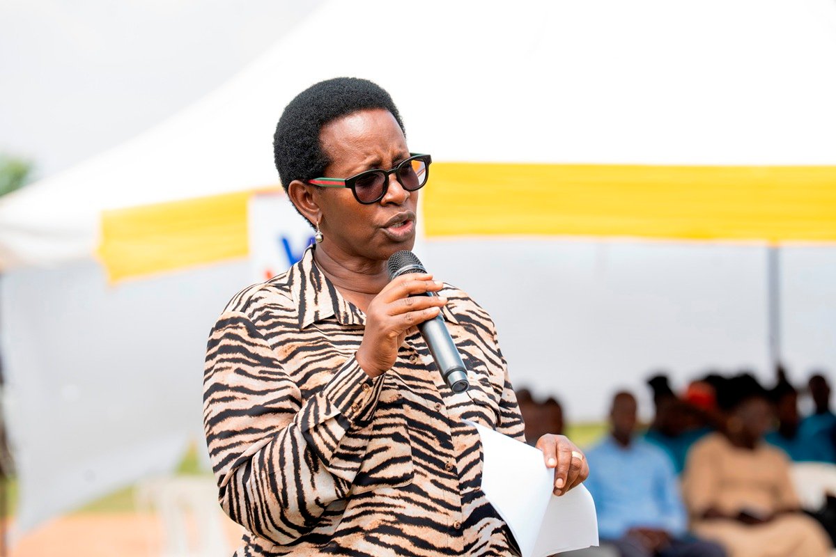 Dr Diana Atwiine, the PS MOH Uganda,addressing the gathering at the launch of the Parish Social Service Committees in Namutumba and Mayuge Districts.JPG