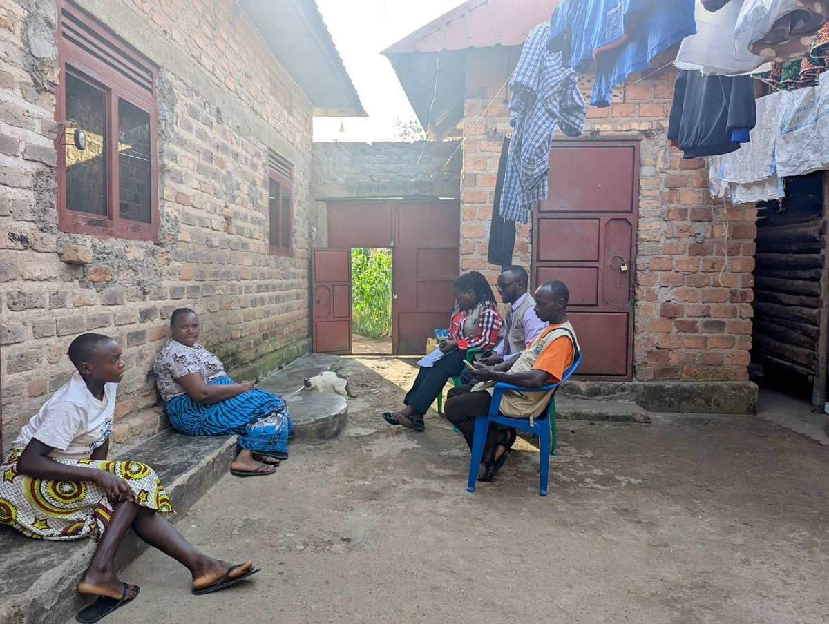 Melmo Team interveiwing a Community Member with the area CHEW 5.jpg